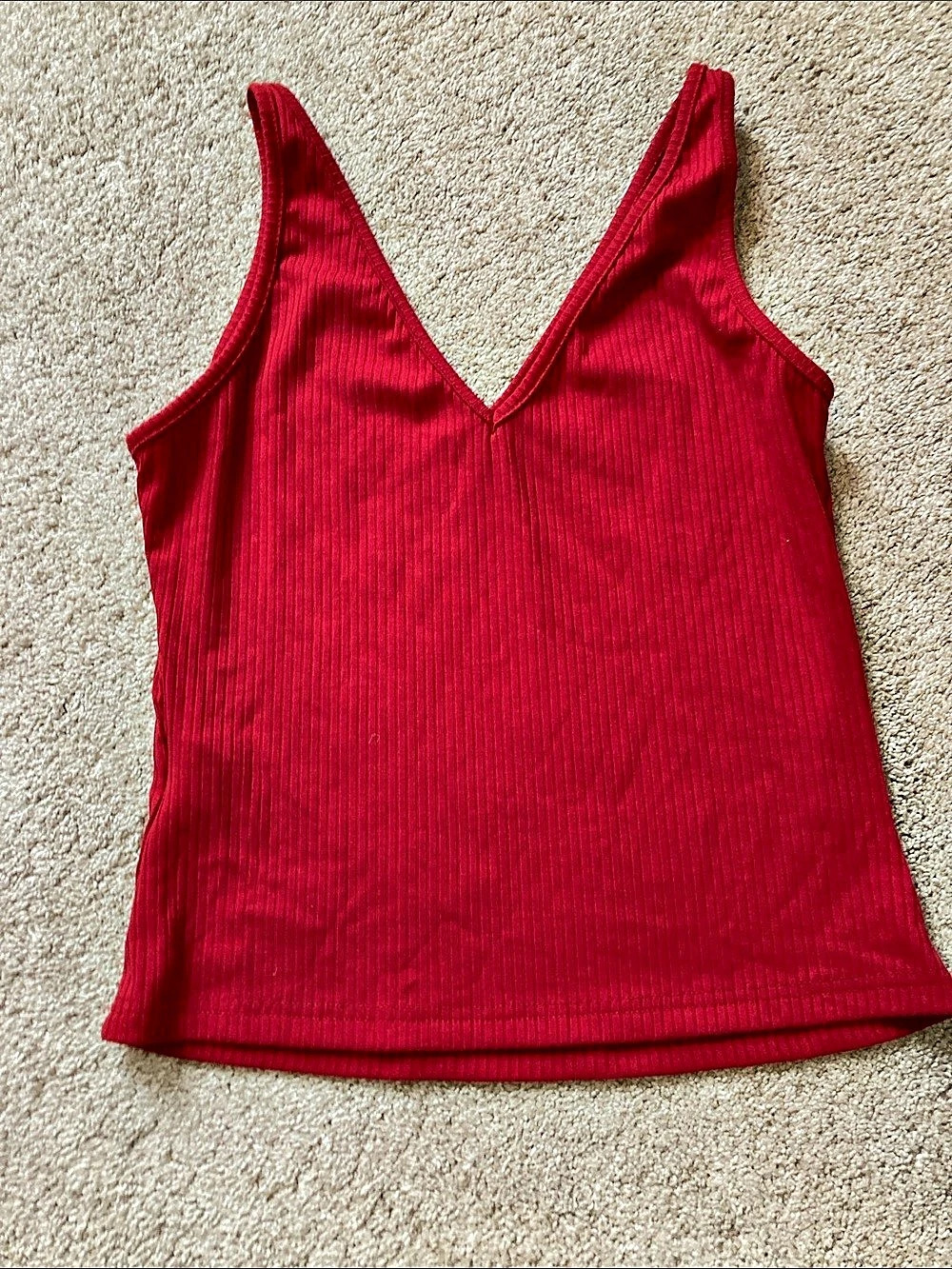 SHEIN Ribbed V-Neck Tank Top in Red Size Medium